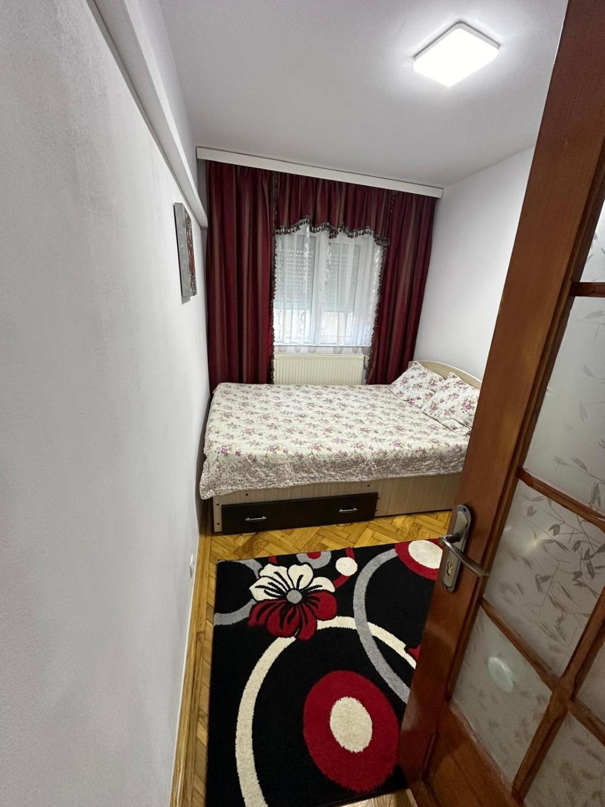 Apartament 3 Camere Tecuci Luaran gambar